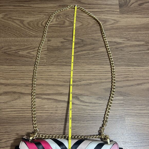 NWT Victoria's Secret purse - Picture 12 of 13
